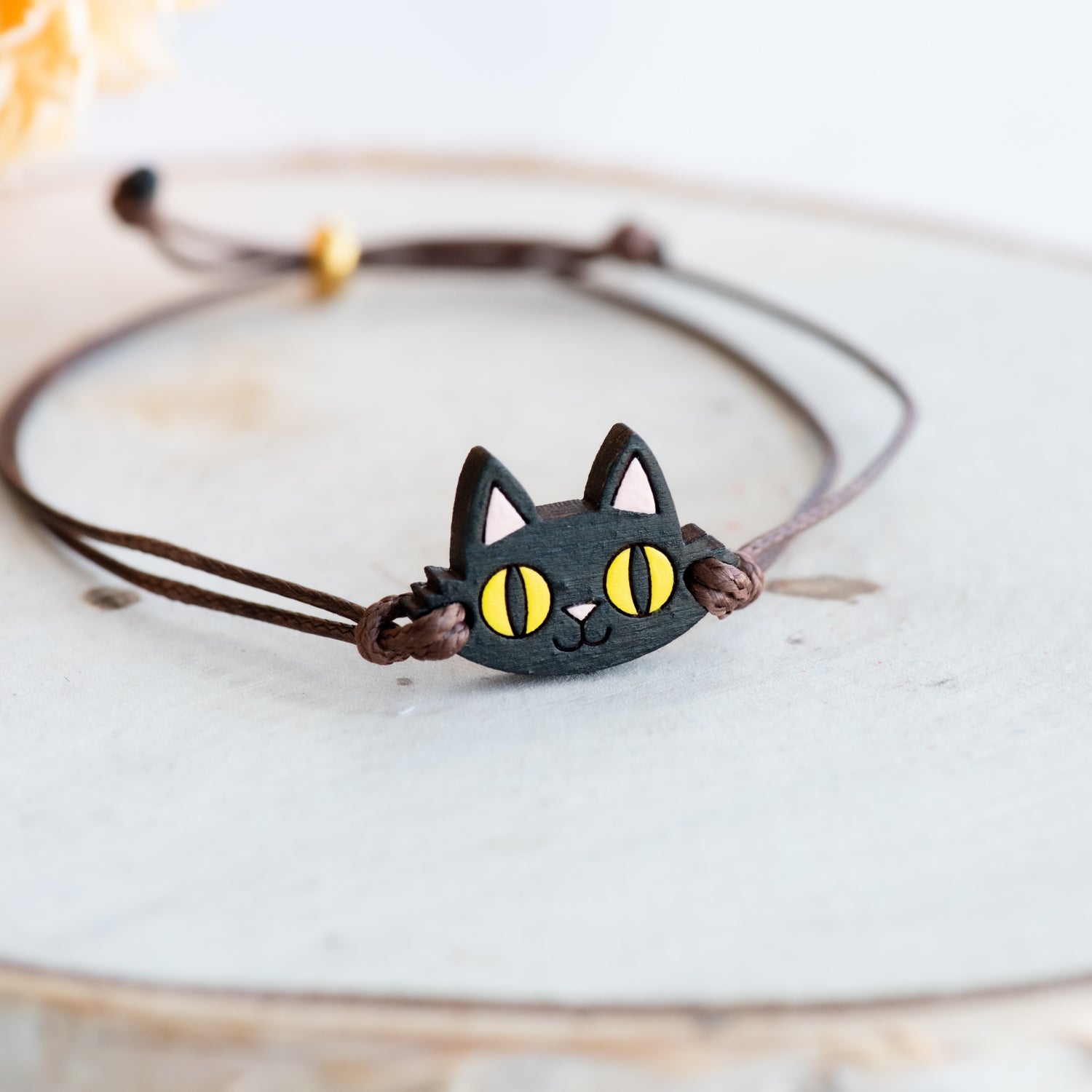 Söt svart kattarmband