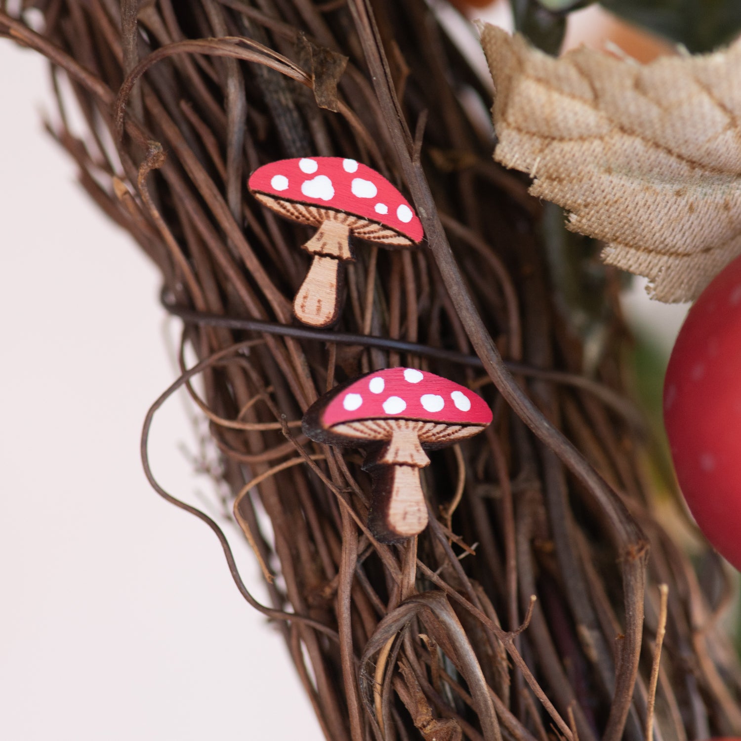 Boucles d'oreilles clous champignon rouge amanite