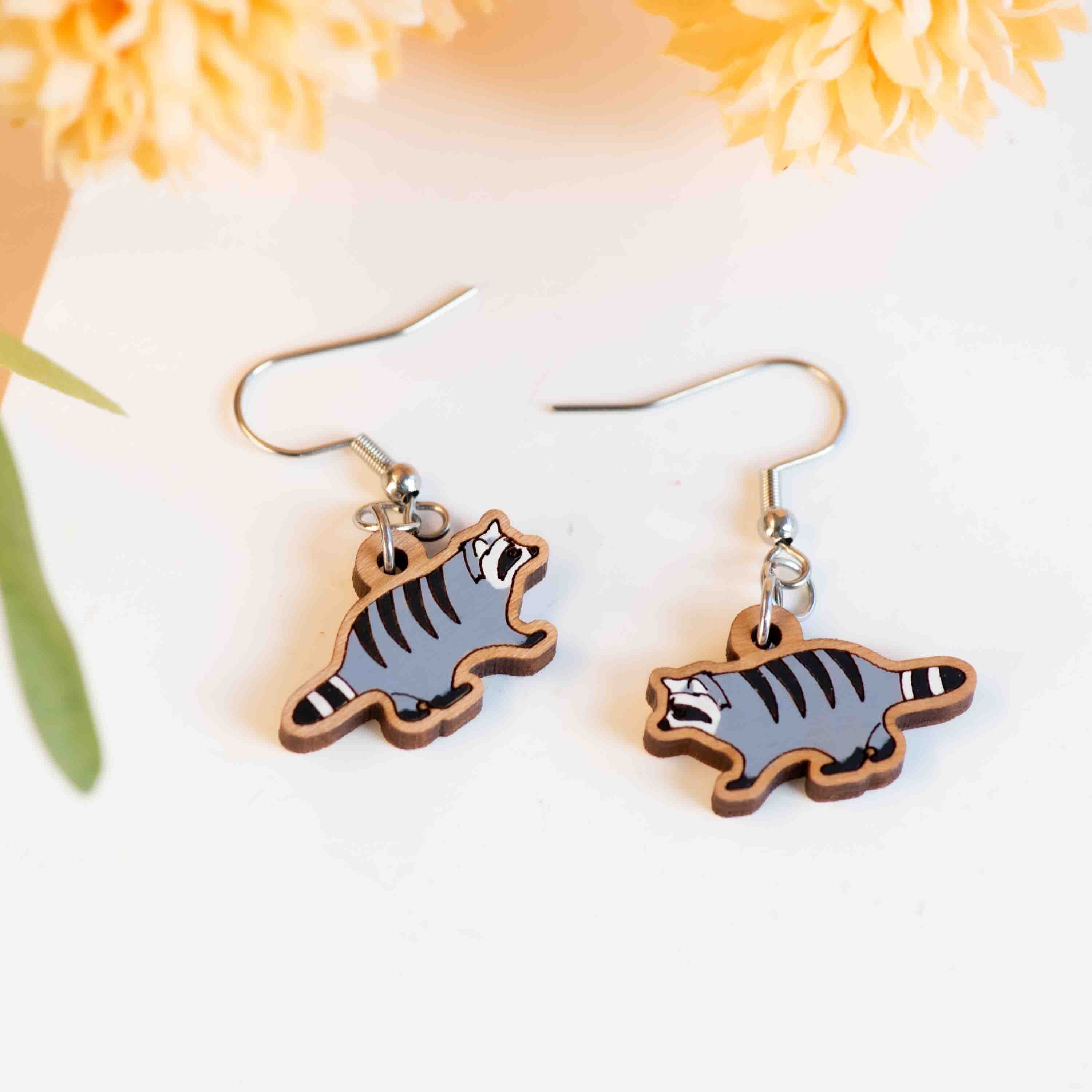 Walking Raccoon Hook Earrings - PEL10352D