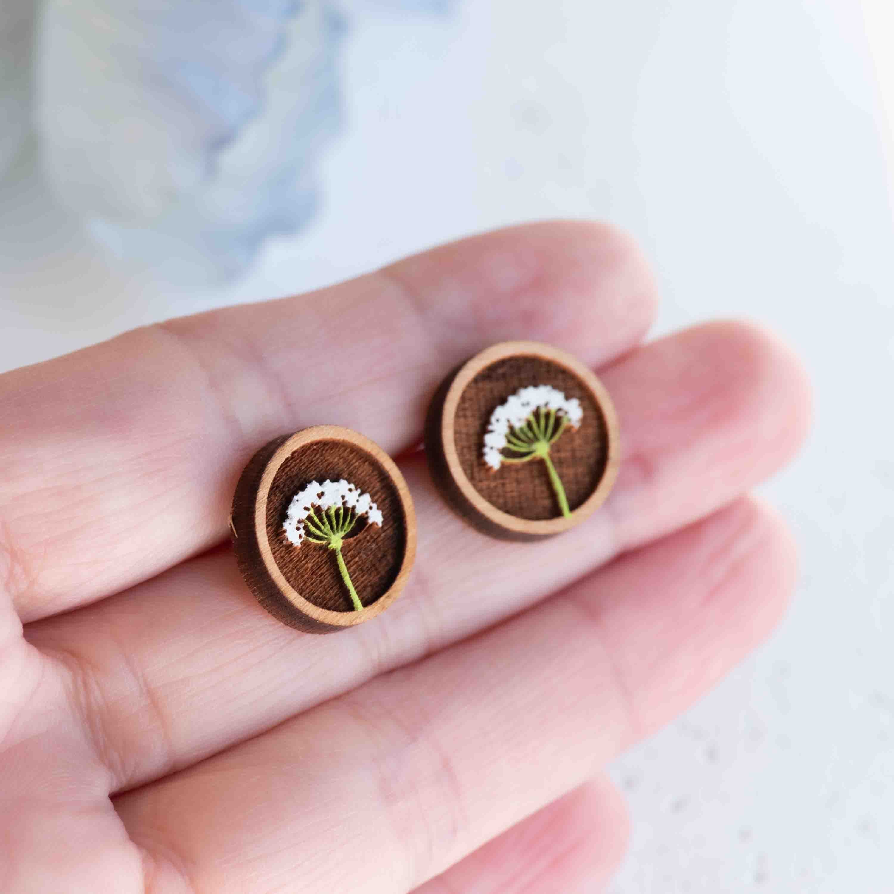 Elegant Cow Parsley Stem Stud Earrings