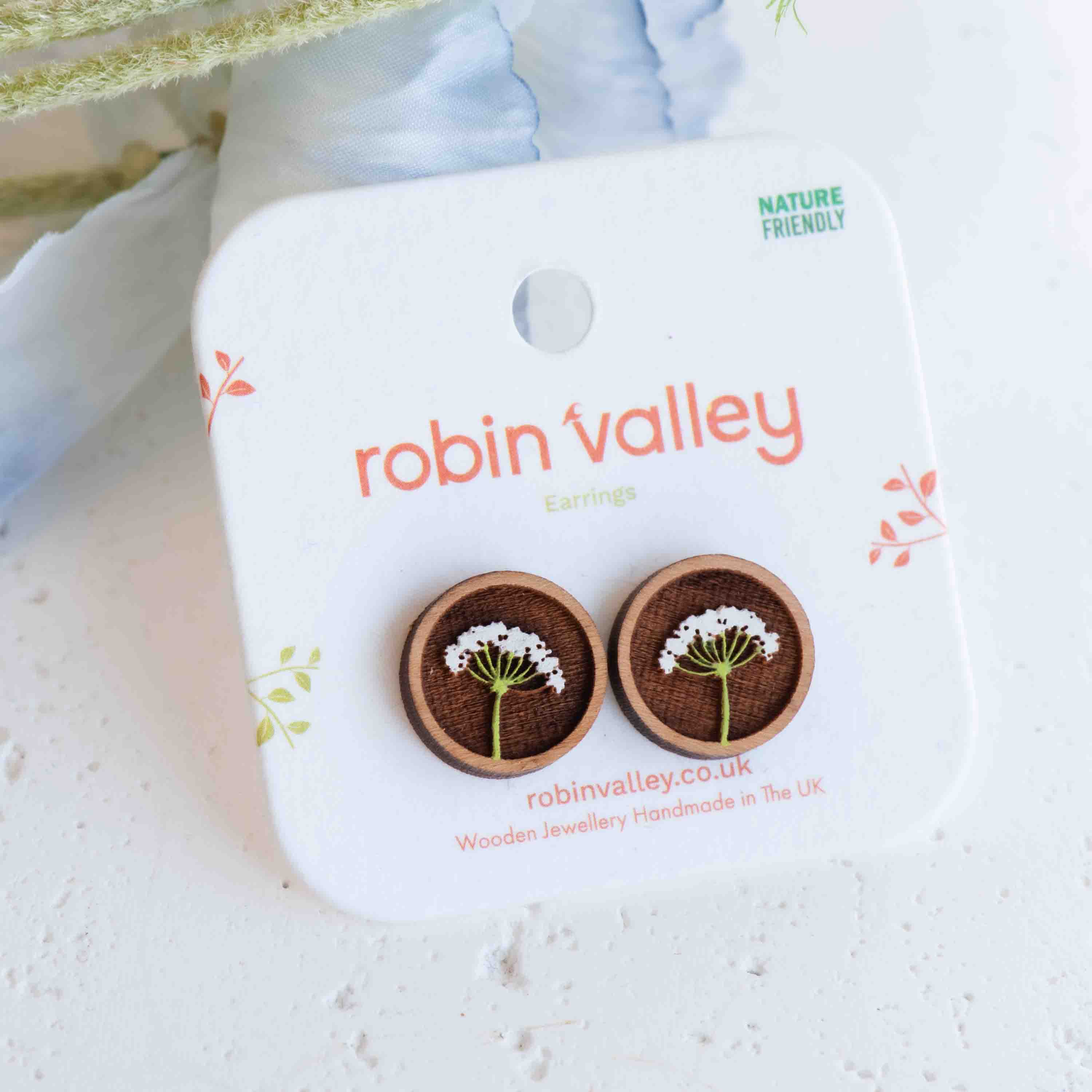 Elegant Cow Parsley Stem Stud Earrings