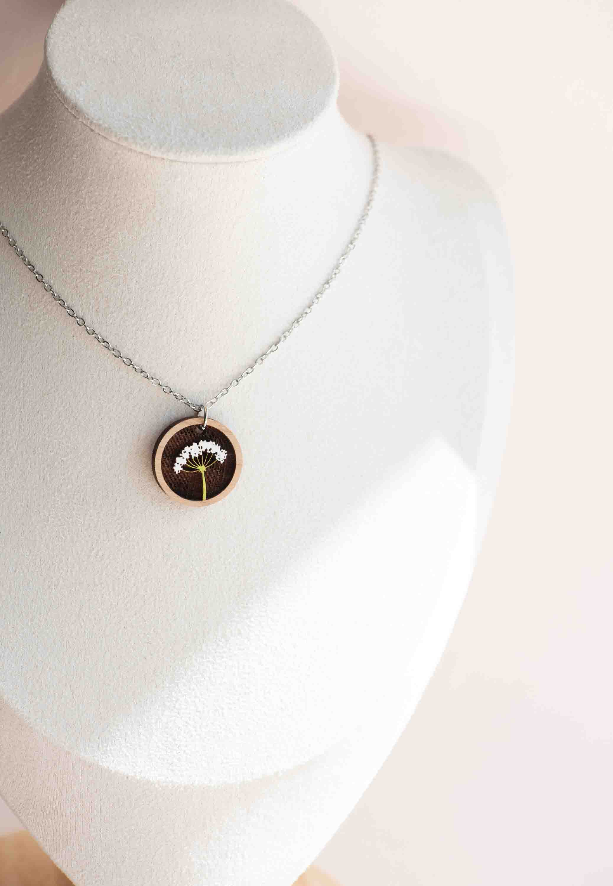 Cow Parsley Necklace