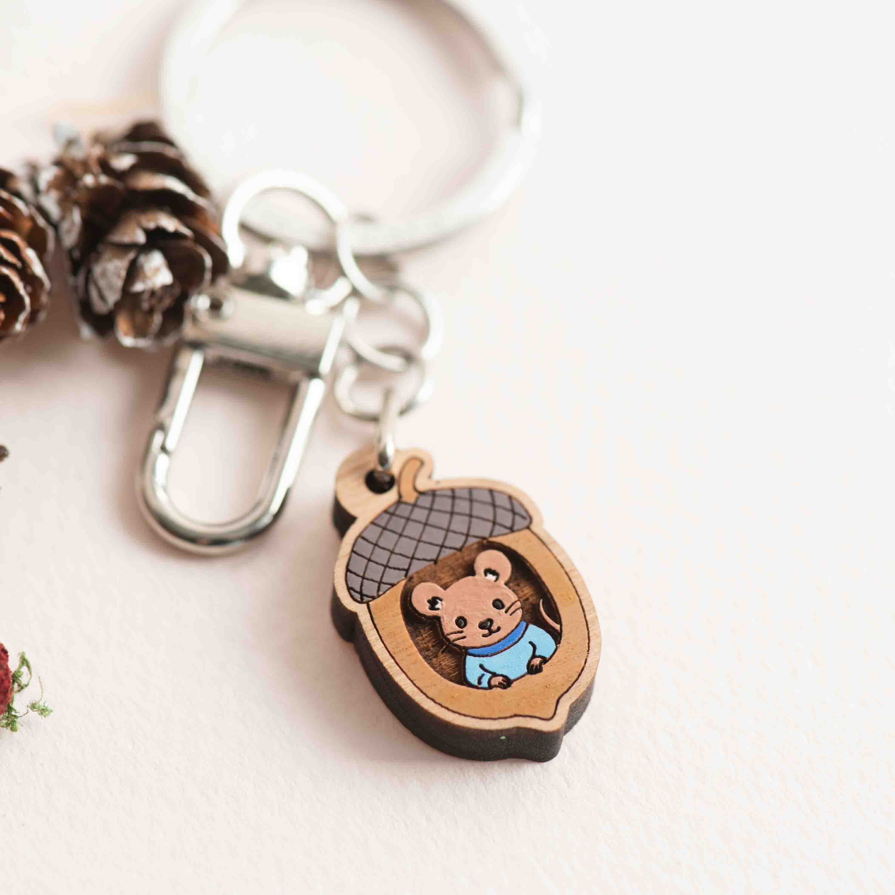 Hand-painted Mouse in Acorn Keyring