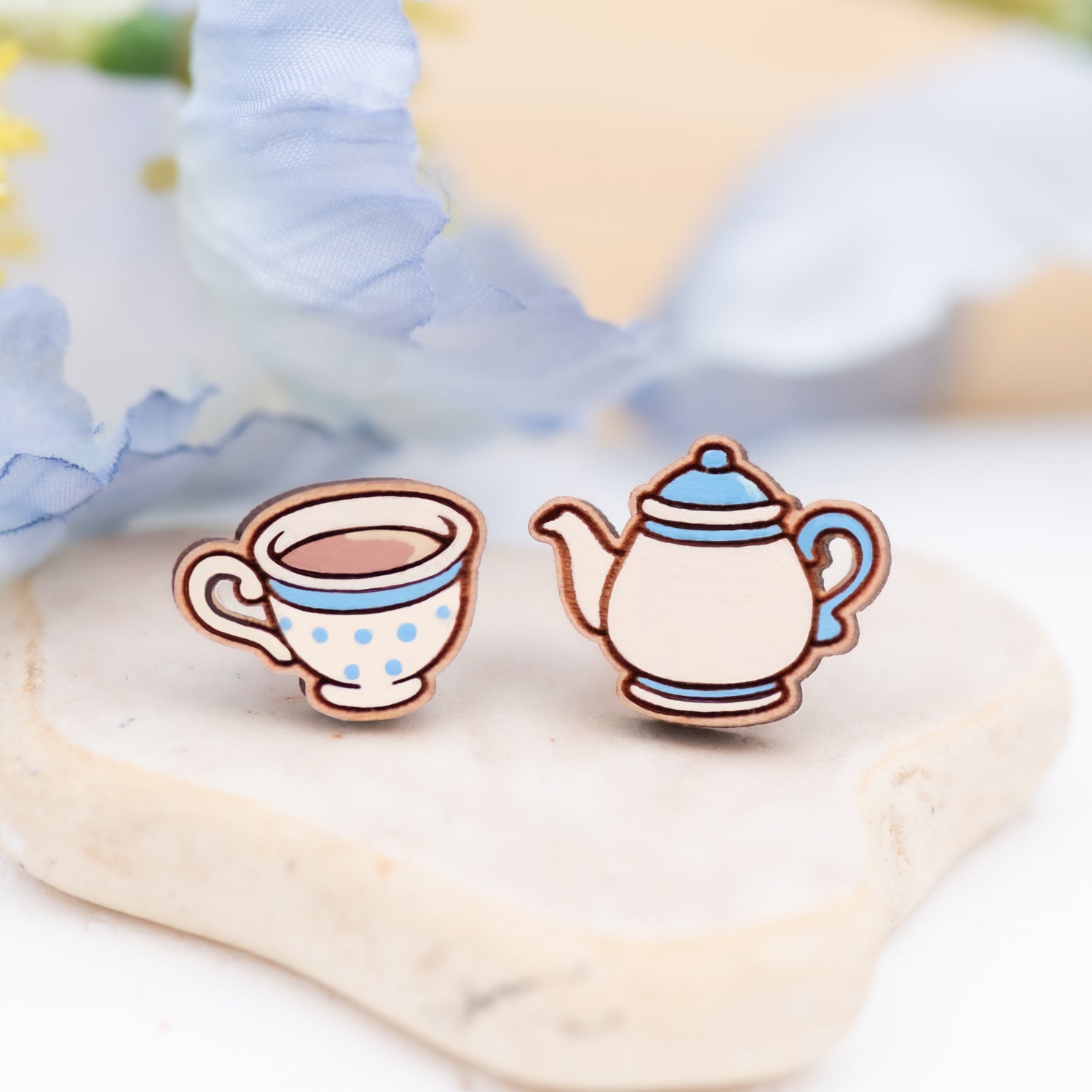 Boucles d'oreilles Tasse à Thé Alice au Pays des Merveilles