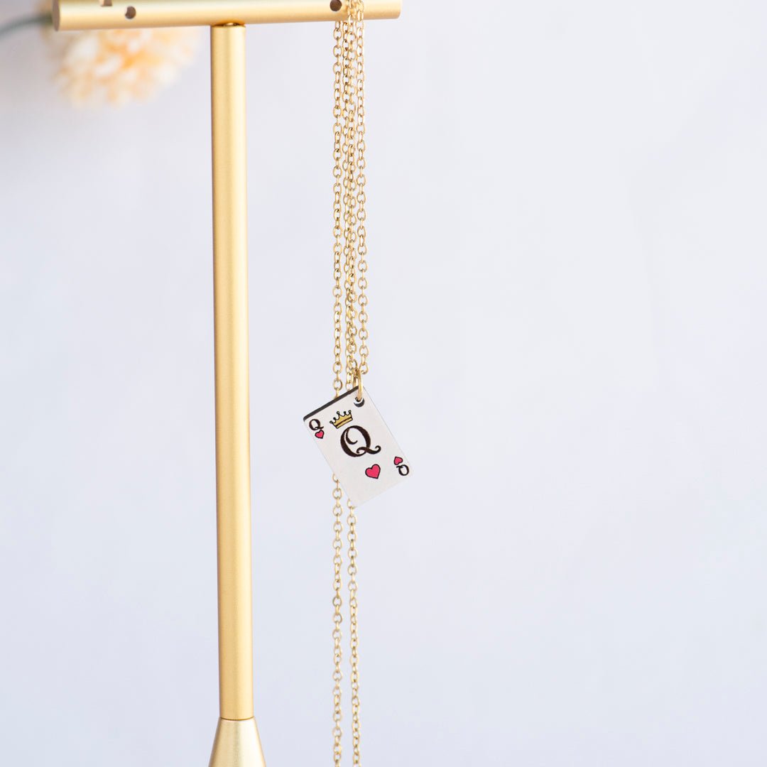 Alice in Wonderland Queen of Hearts Pendant Necklace - Robin Valley Official Store