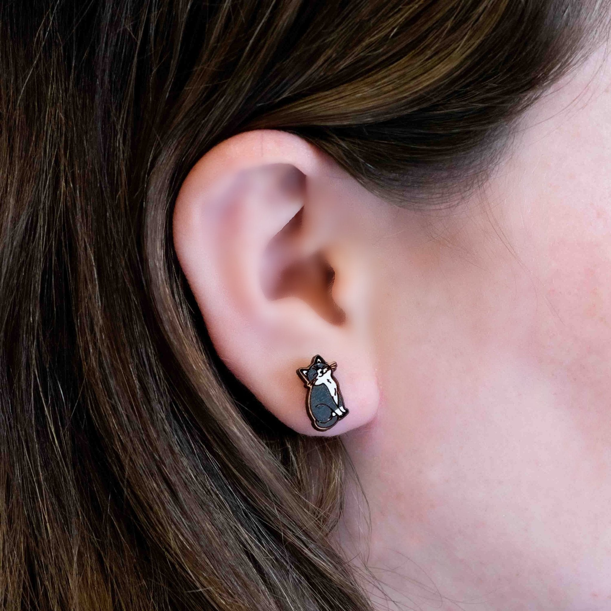 Black and White Cat Earrings - Robin Valley Official Store