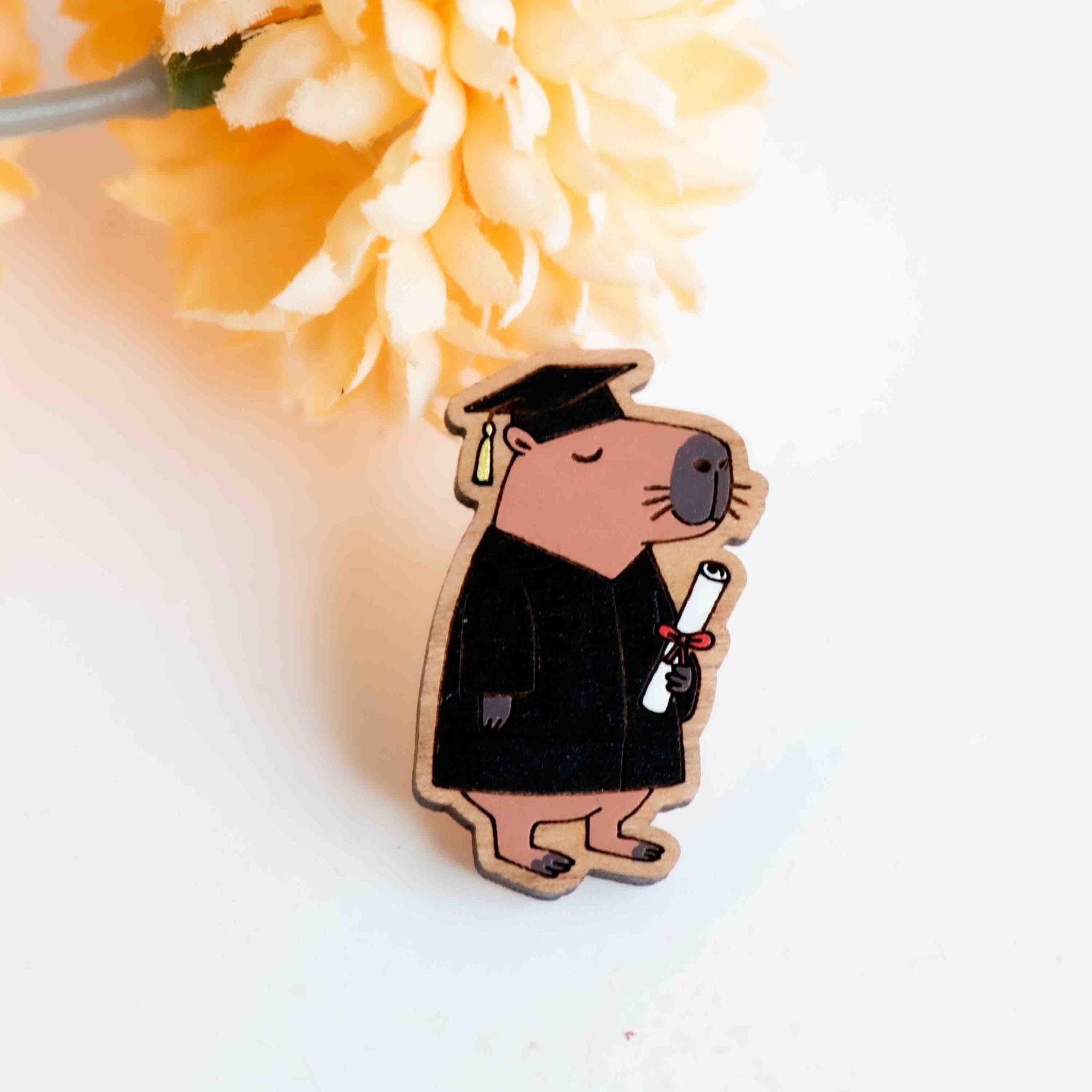 Cara - Capybara Graduation Pin Badge - Robin Valley Official Store
