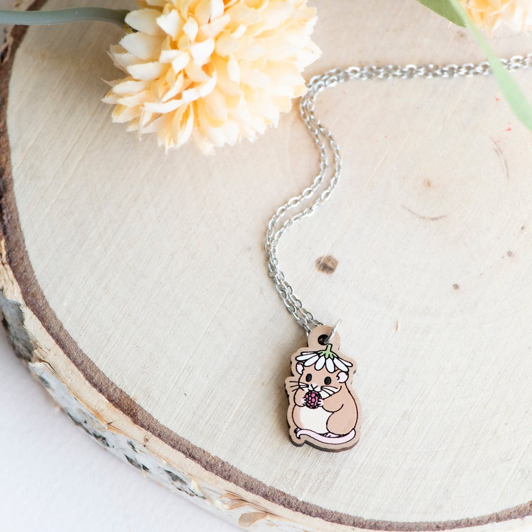 Cute Daisy Hat Dormouse Necklace - Robin Valley Official Store