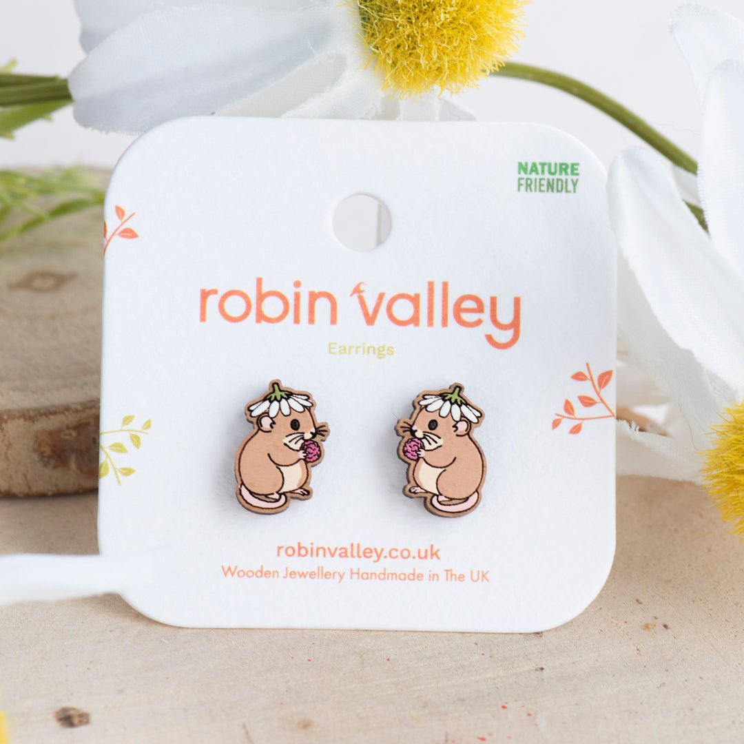 Dormouse With Daisy Hat Stud Earrings - Robin Valley Official Store