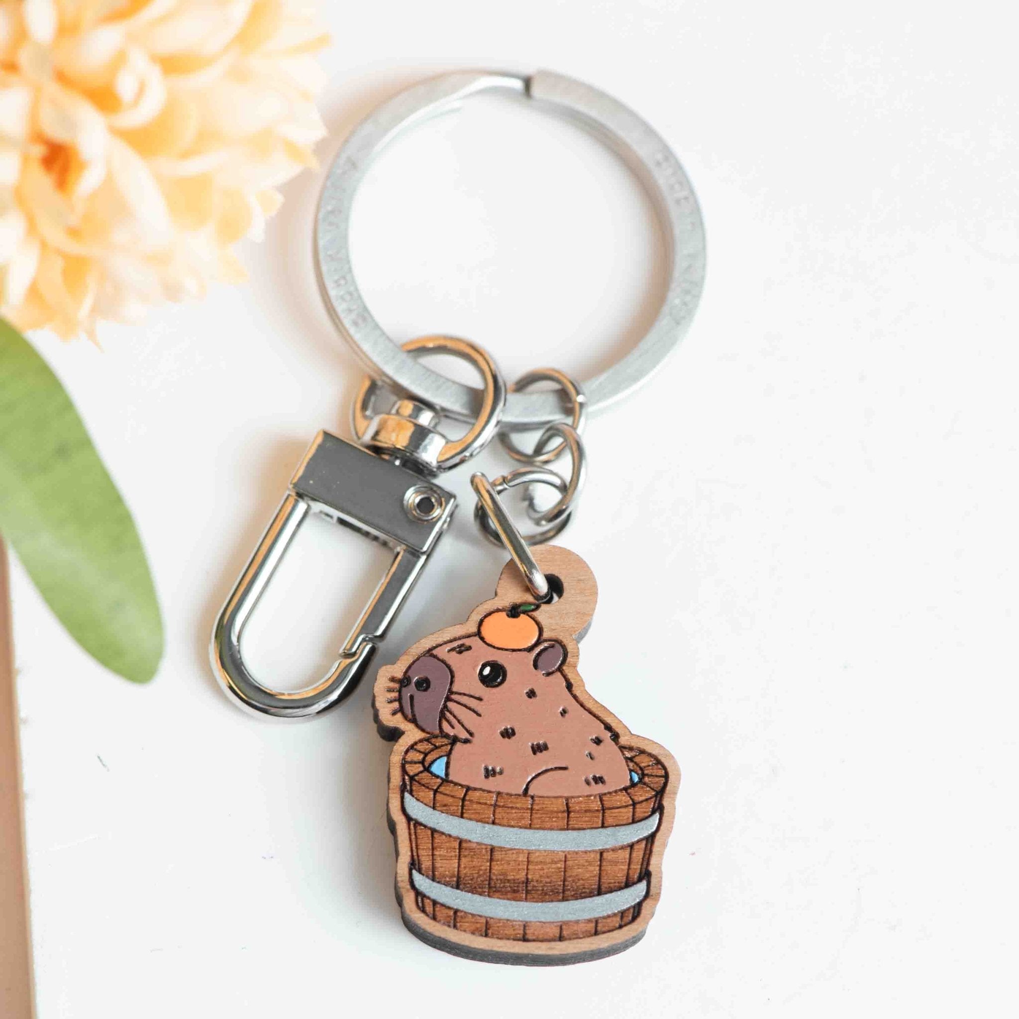 Hand - painted Capybara Bath Wooden Keyring - KL20310 - Robin Valley Official Store
