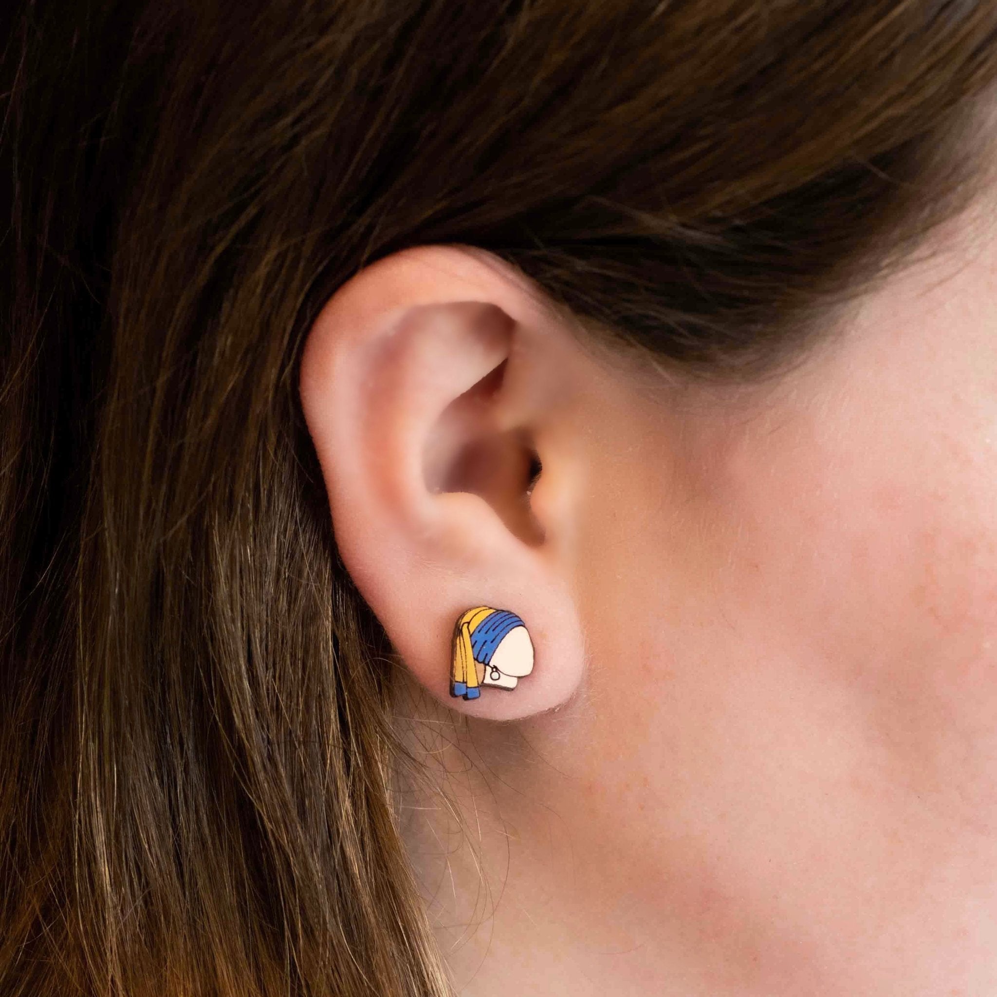 Hand - Painted Cherry Wood Girl with a Pearl Earring Inspired by Johannes Vermeer - PET15180 - Robin Valley Official Store