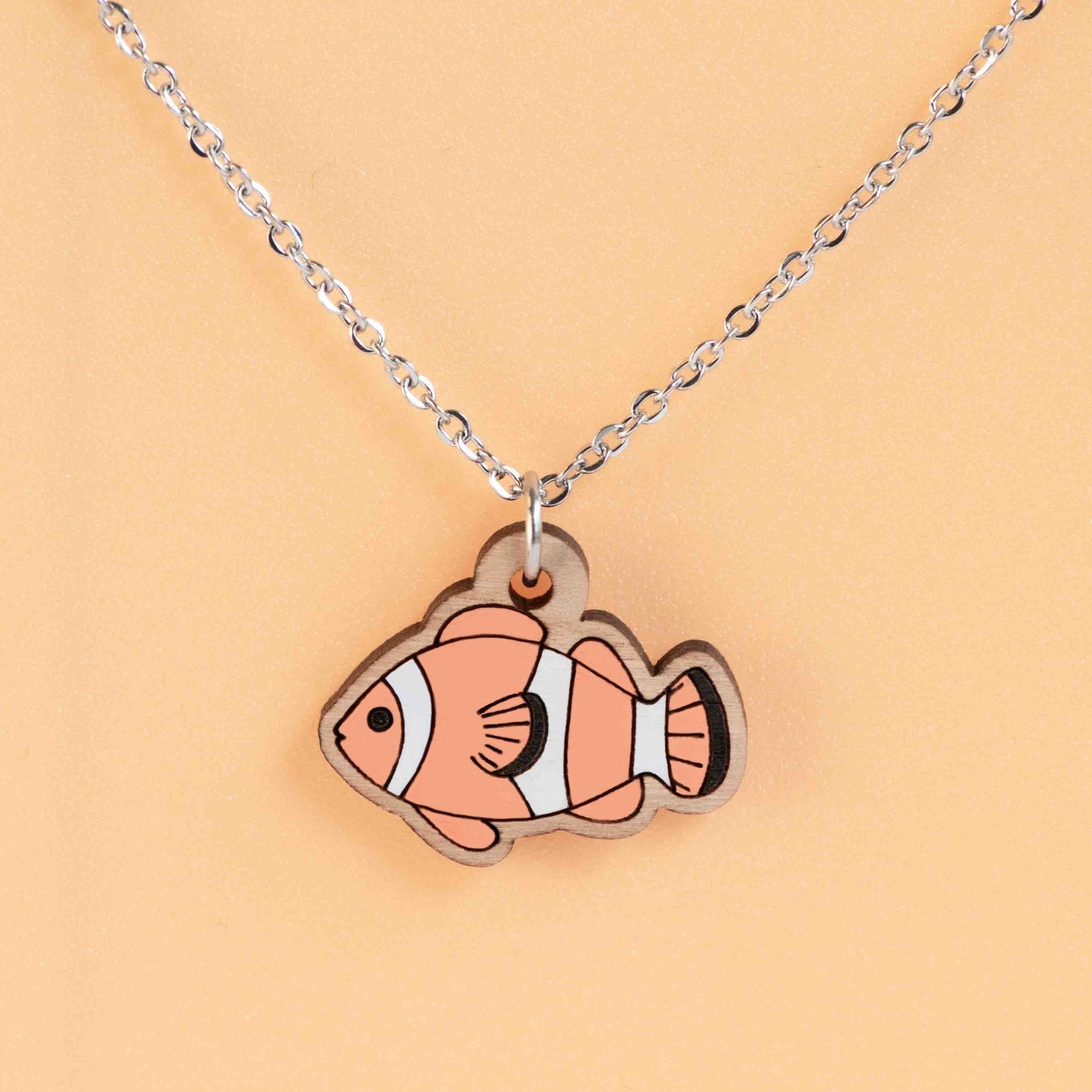 Hand Painted Clownfish Wooden Necklace - NS63063 - Robin Valley Official Store