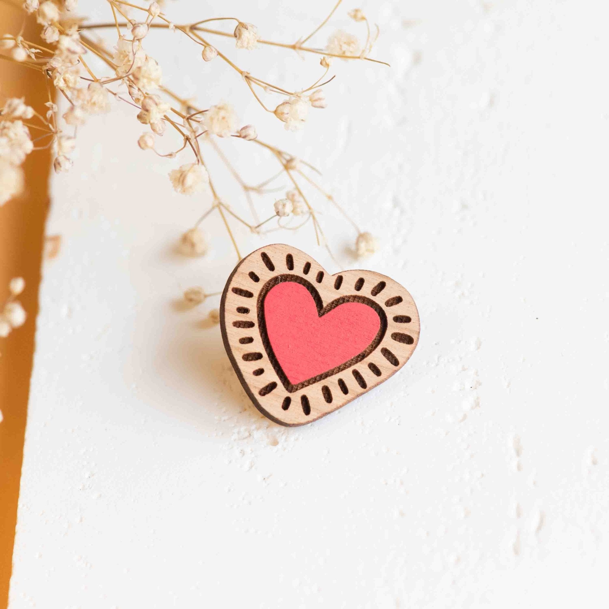 Hand - Painted Heart Pin Badge Inspired by Keith Haring - PT45123 - Robin Valley Official Store