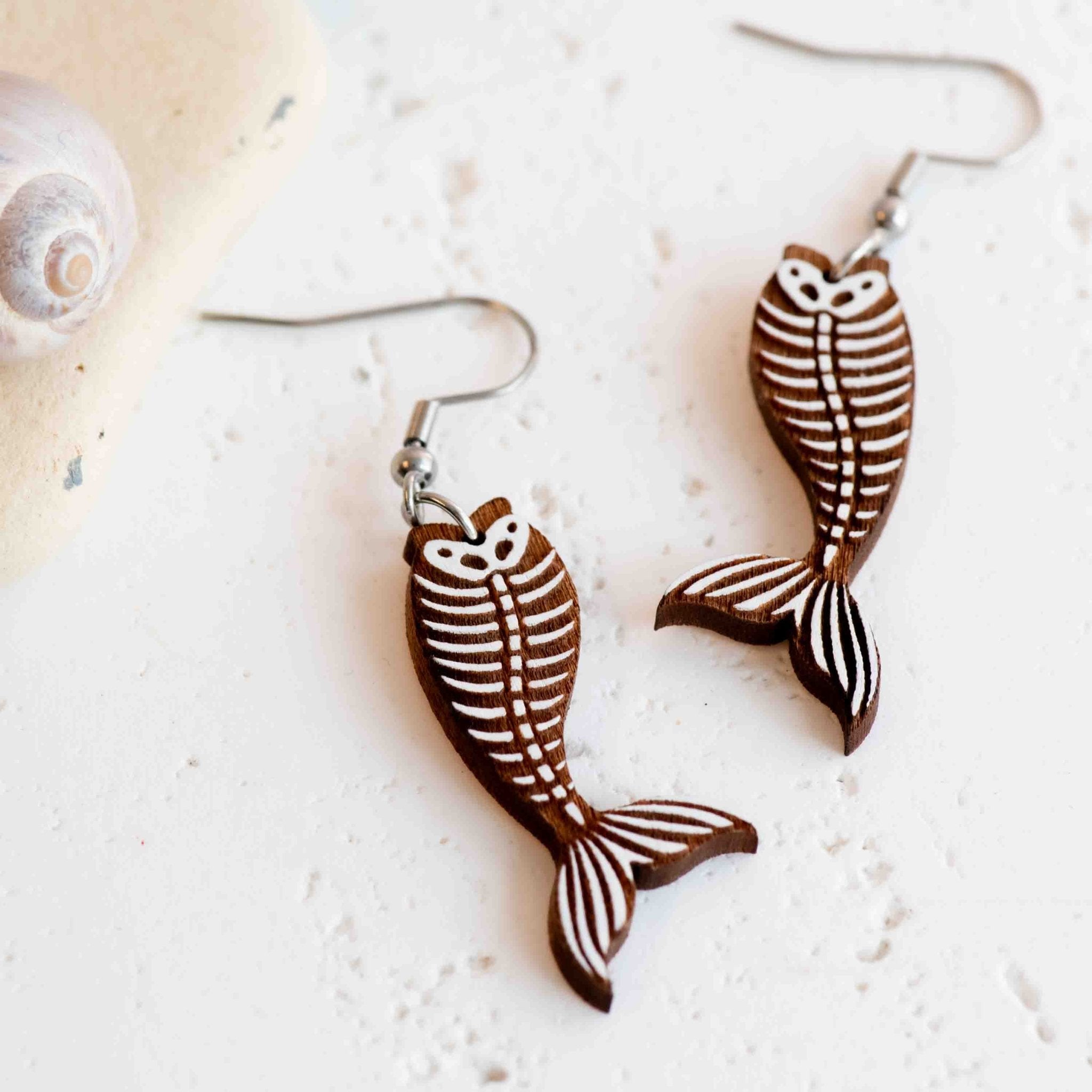 Robin Peo Mermaid Tail Skeleton Hook Earrings – Robin Valley Official Store