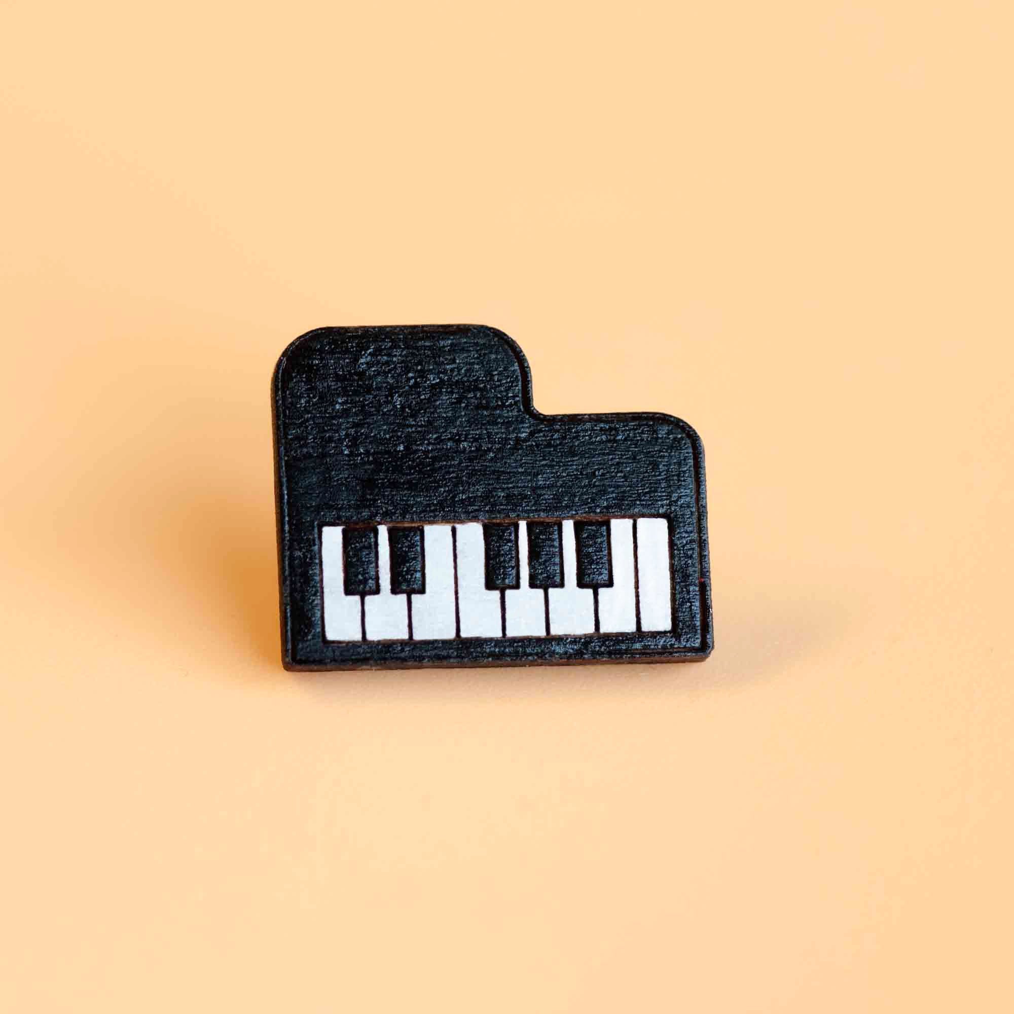 Hand - painted Piano Wooden Pin Badge - PT45172 - Robin Valley Official Store