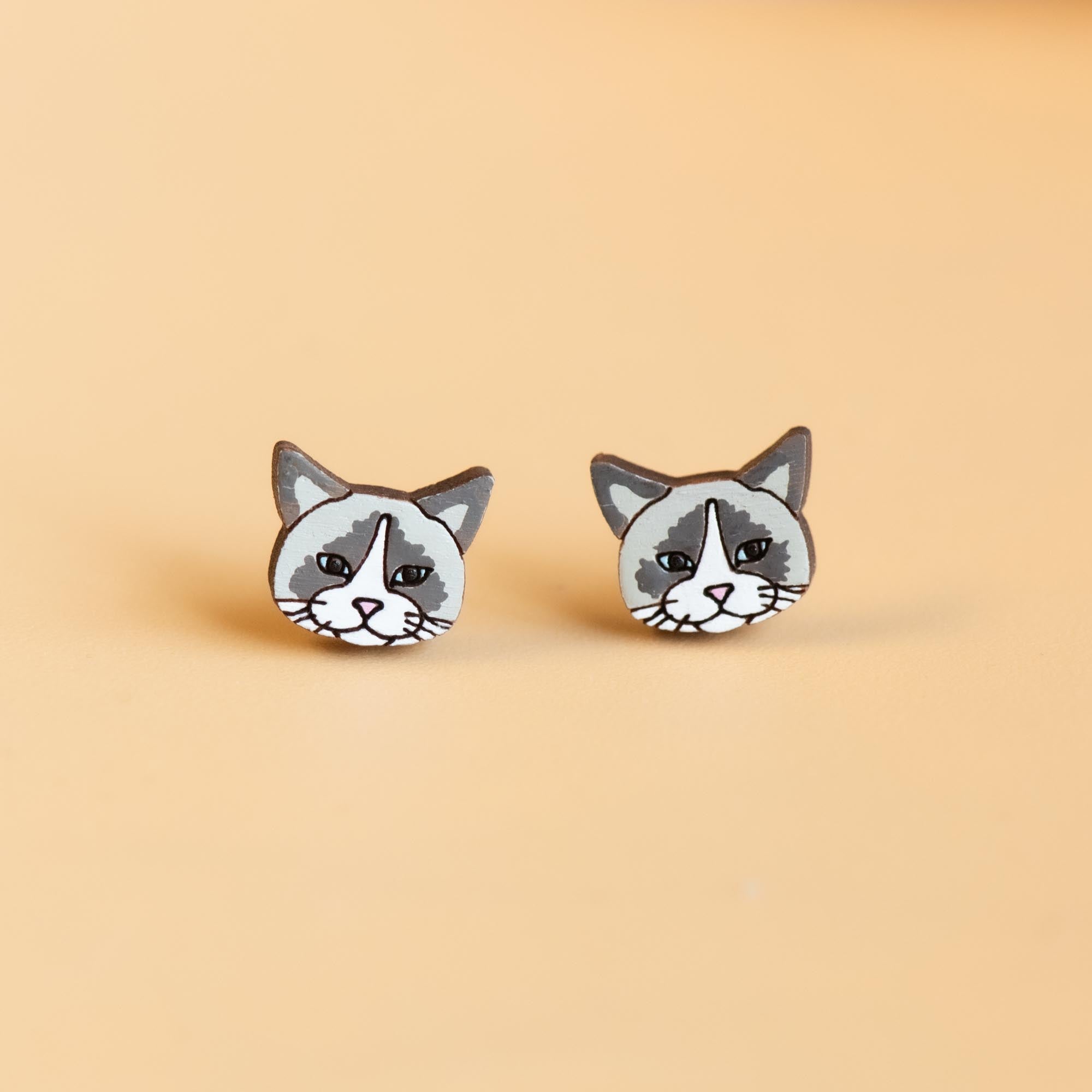 Hand - painted Ragdoll Earrings - PEL10064 - Robin Valley Official Store