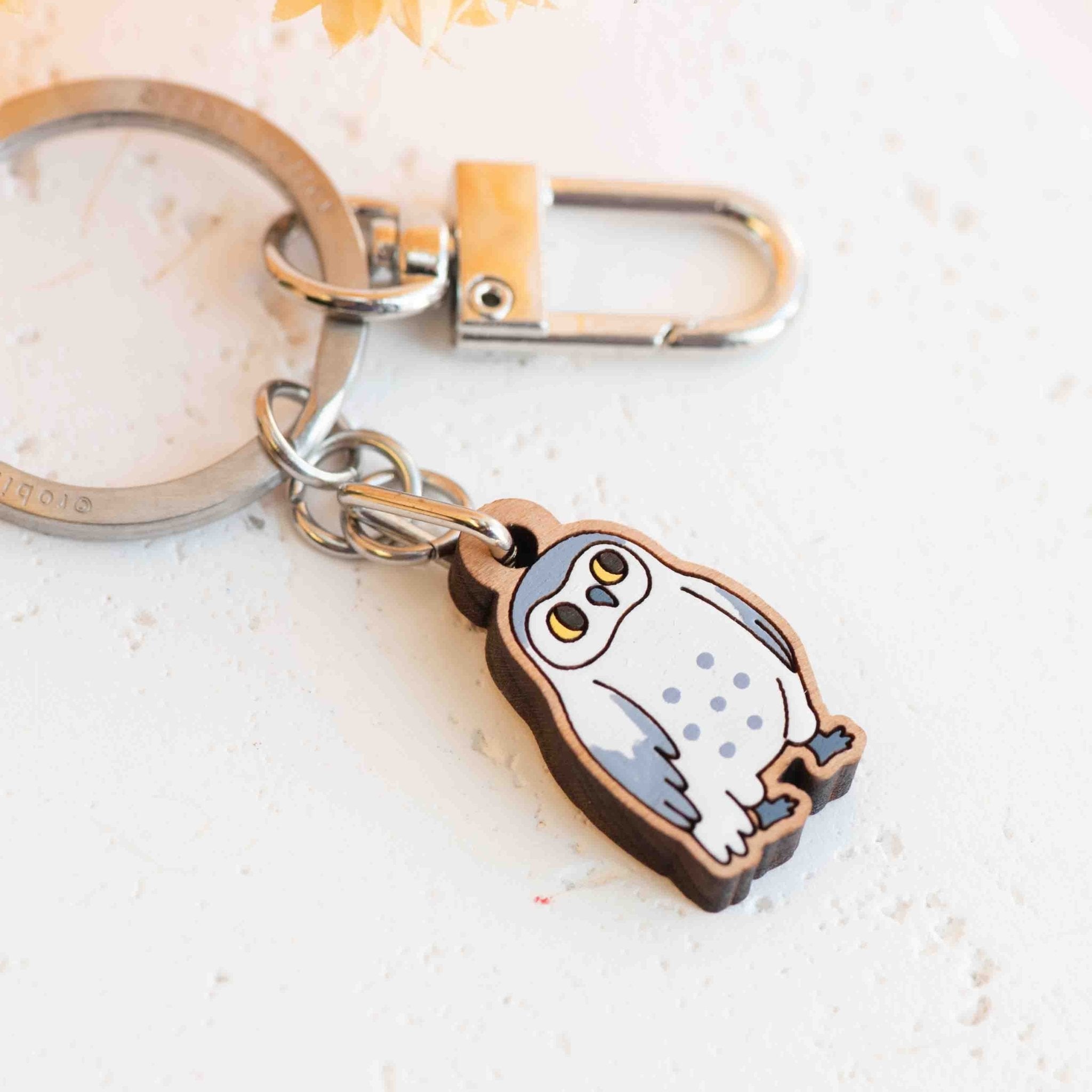 Hand - painted Snowy Owl Wooden Keyring - KB22059 - Robin Valley Official Store