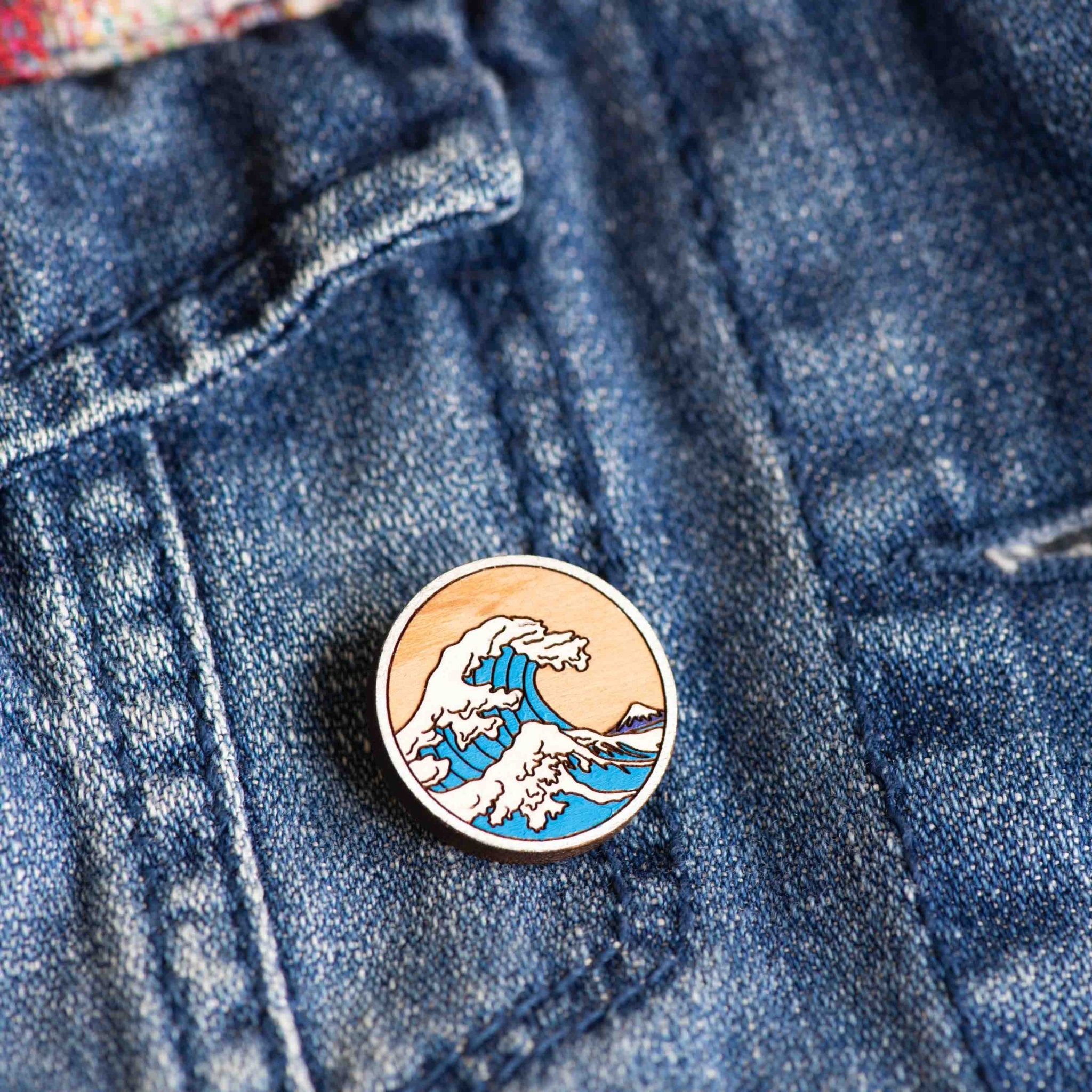 Hand - painted The Great Wave Off Wooden Pin Badge Inspired by Kanagawa - PT45124 - Robin Valley Official Store