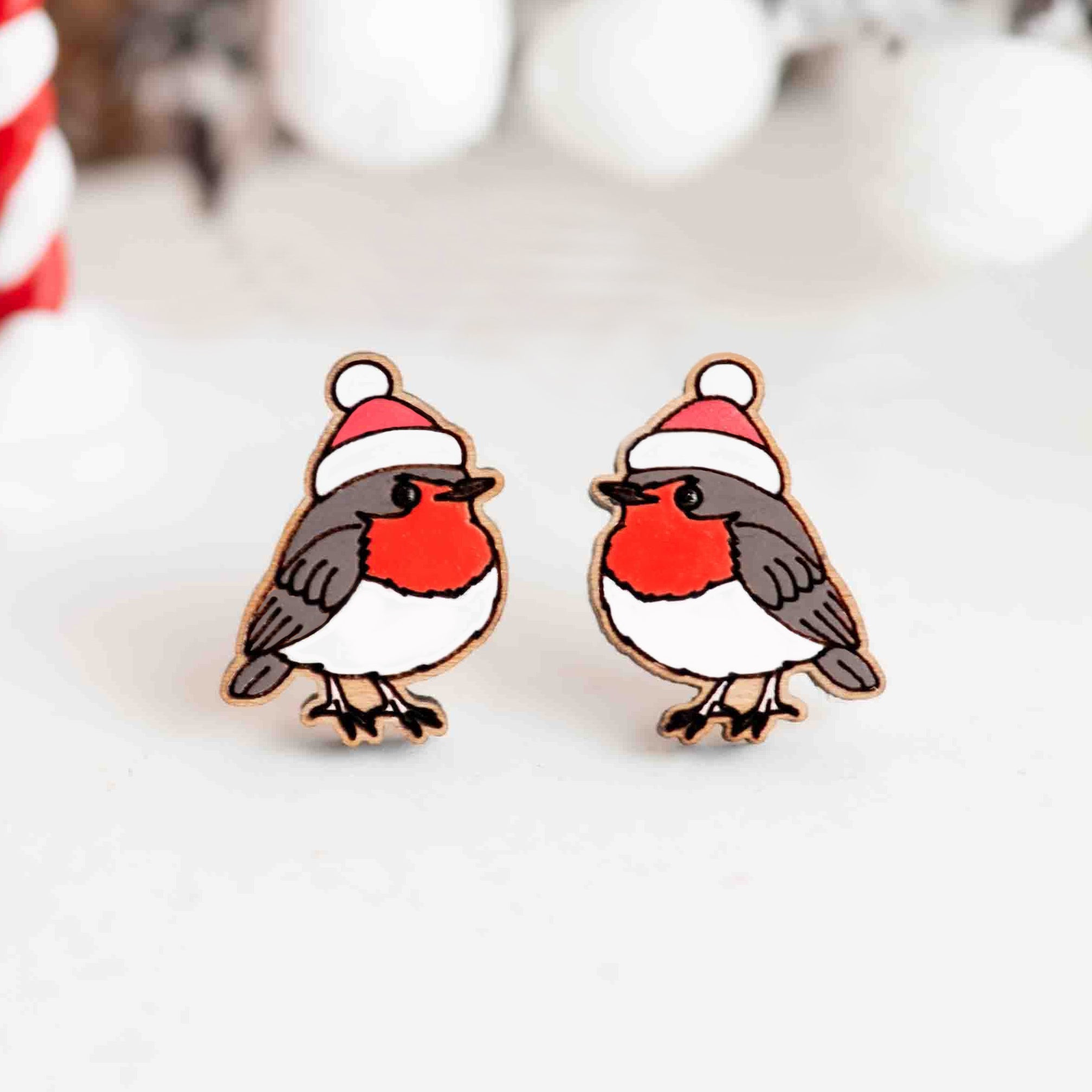 Hand - painted Xmas Fluffy Robin Bird Wooden Stud Earrings - PEB12088X - Robin Valley Official Store