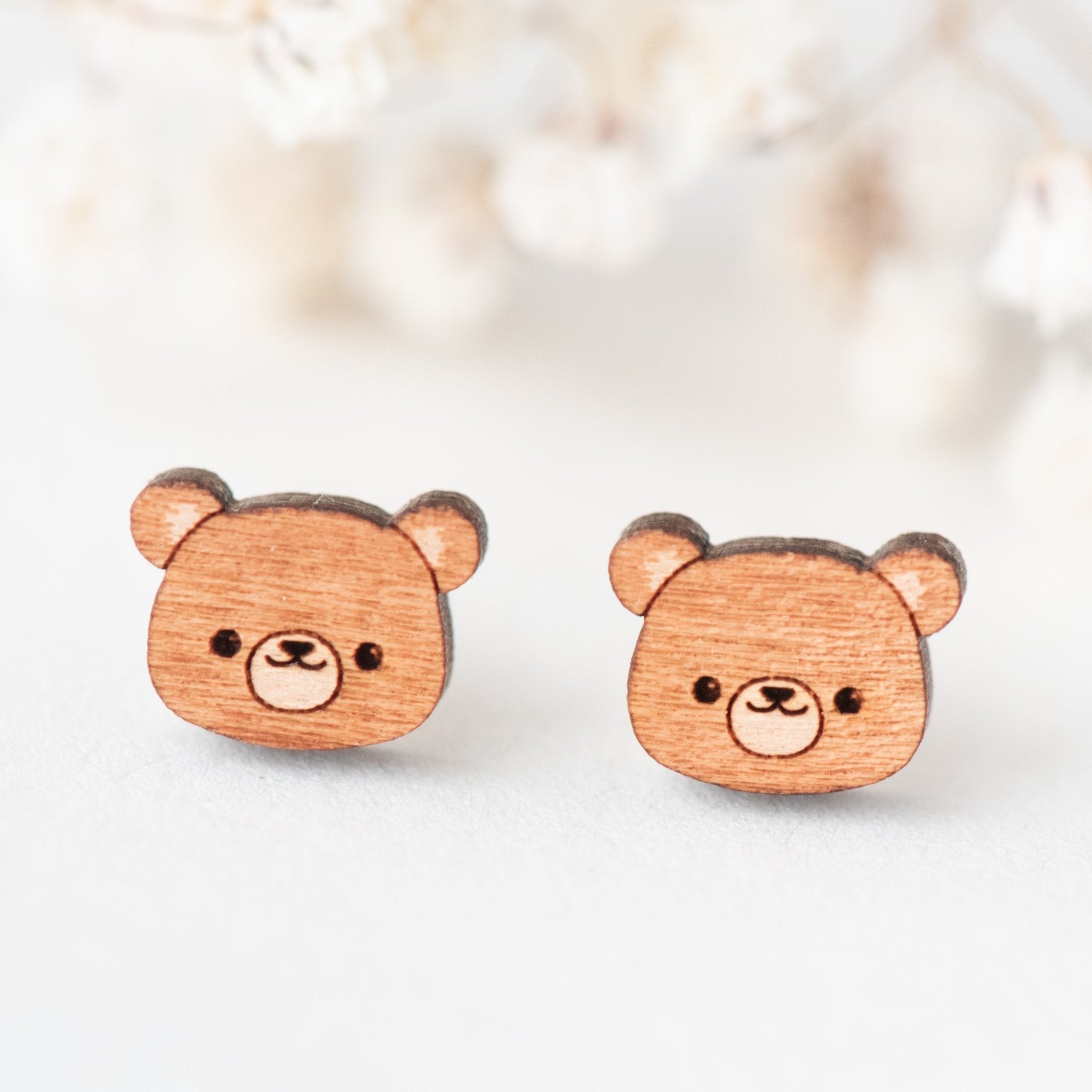 Bear (Head) Cherry Wood Stud Earrings - EL10097 - Robin Valley Official Store
