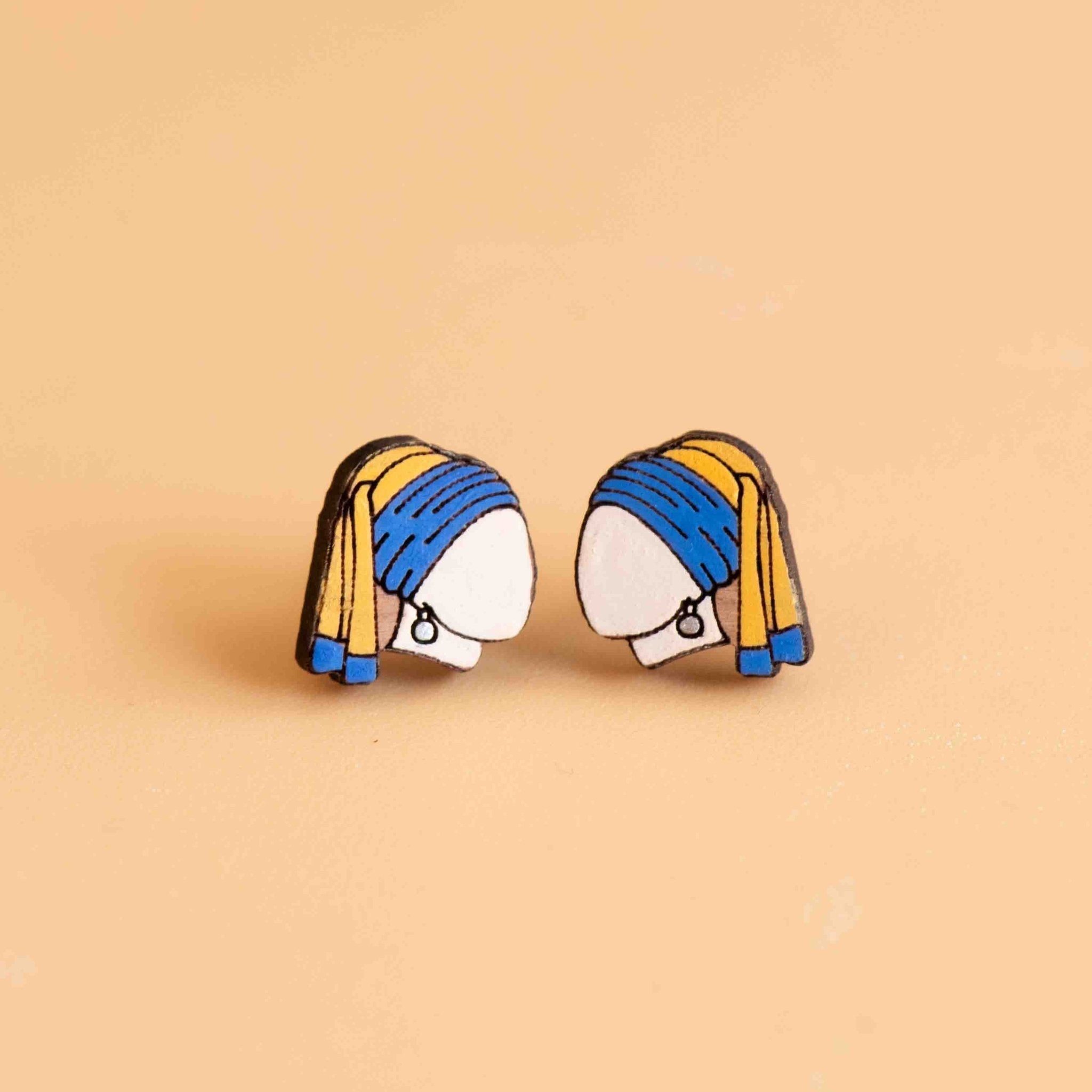 Hand - Painted Cherry Wood Girl with a Pearl Earring Inspired by Johannes Vermeer - PET15180 - Robin Valley Official Store