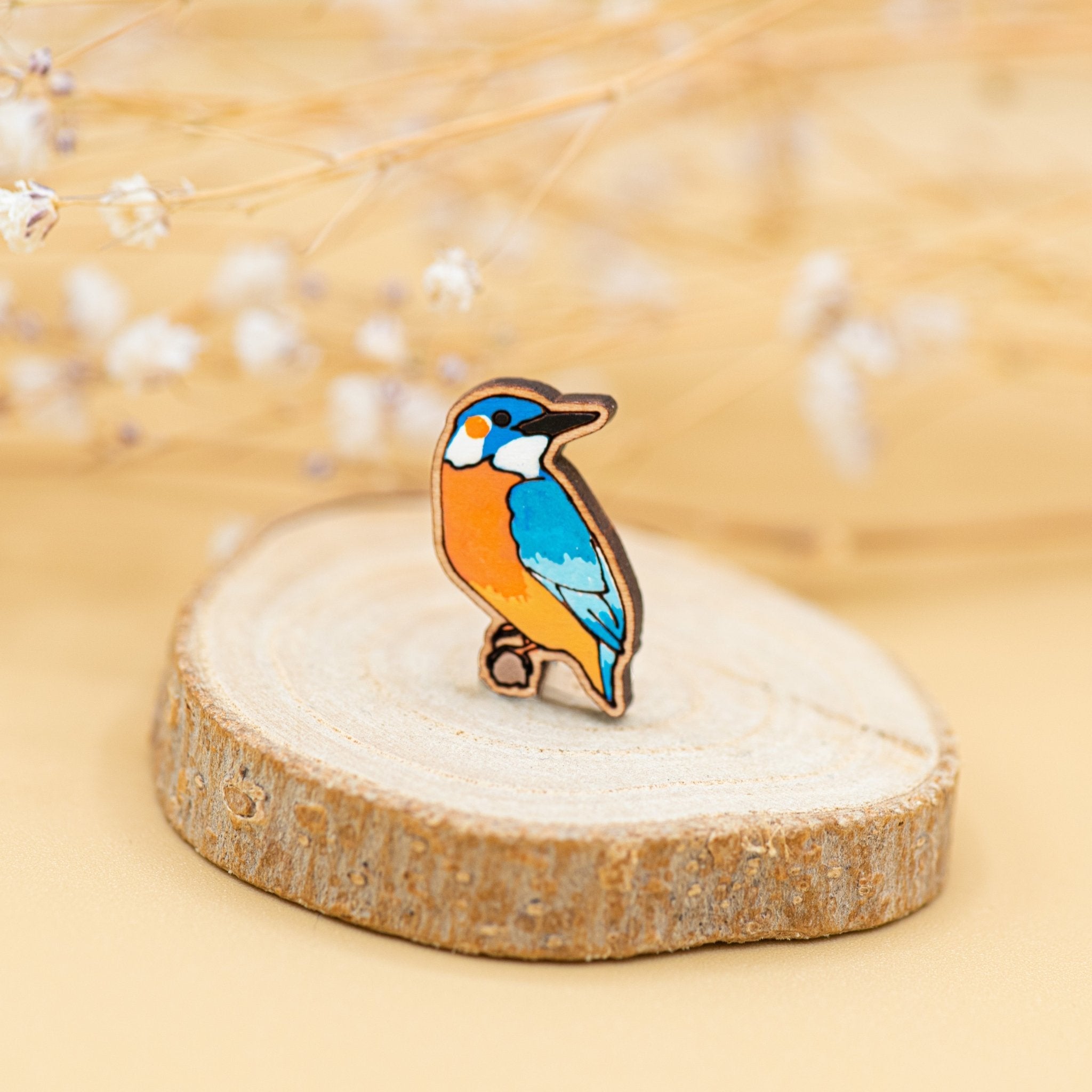 Hand - painted Kingfisher Bird Pin Badge - PB42039 - Robin Valley Official Store