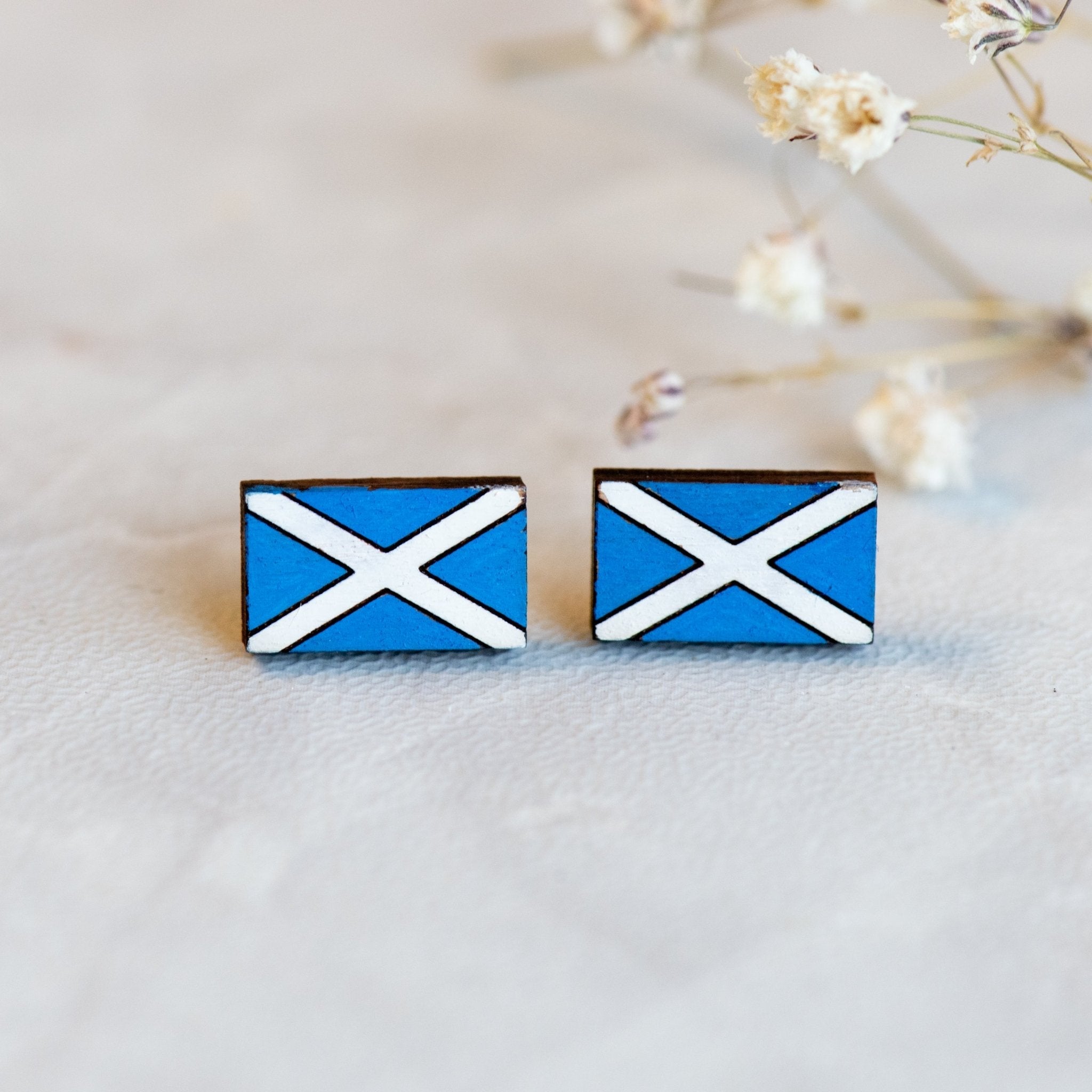 Hand - painted Scotland Flag Cherry Wood Stud Earrings - PET15159 - Robin Valley Official Store
