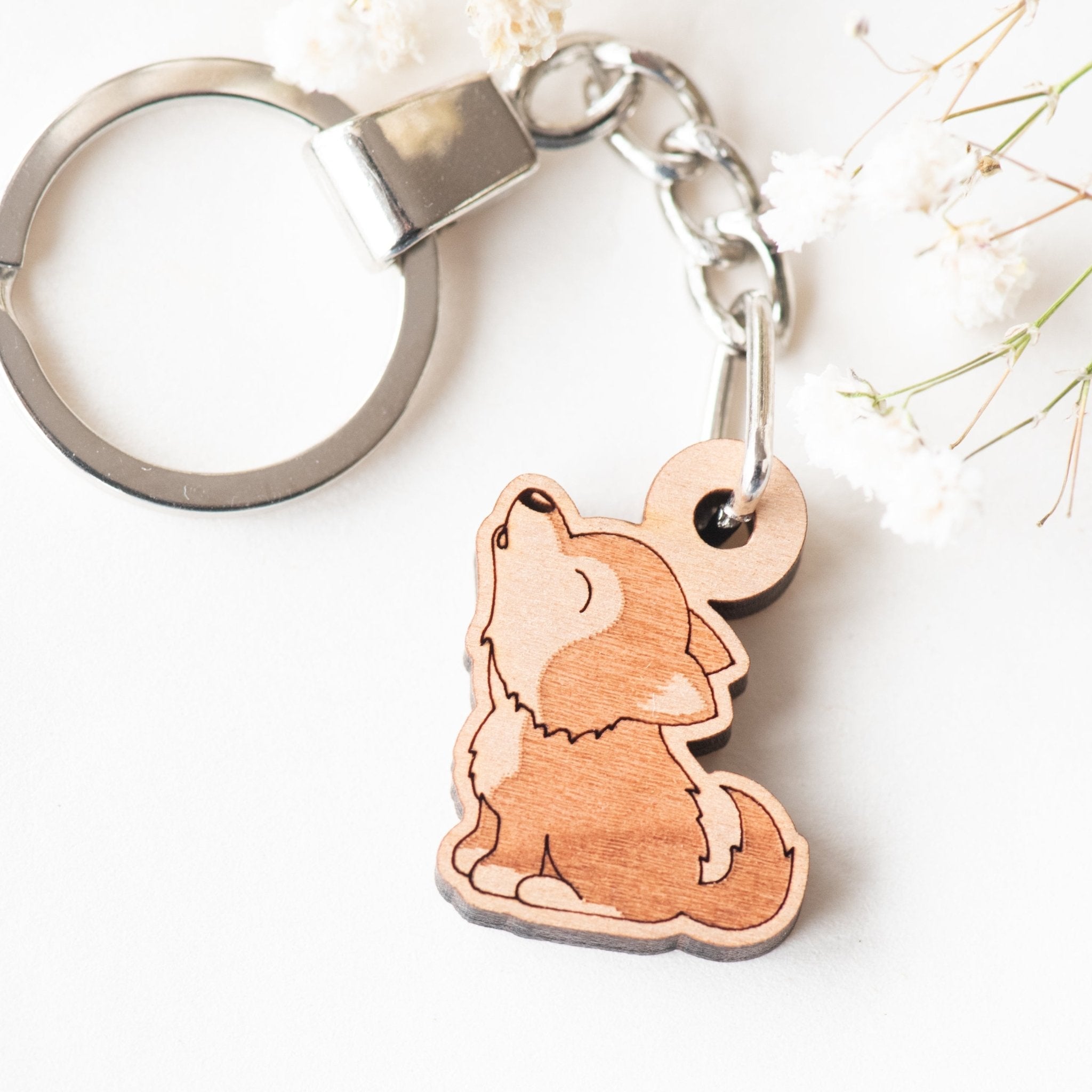 Howling Baby Wolf Cherry Wood Keyring - KL20008 - Robin Valley Official Store