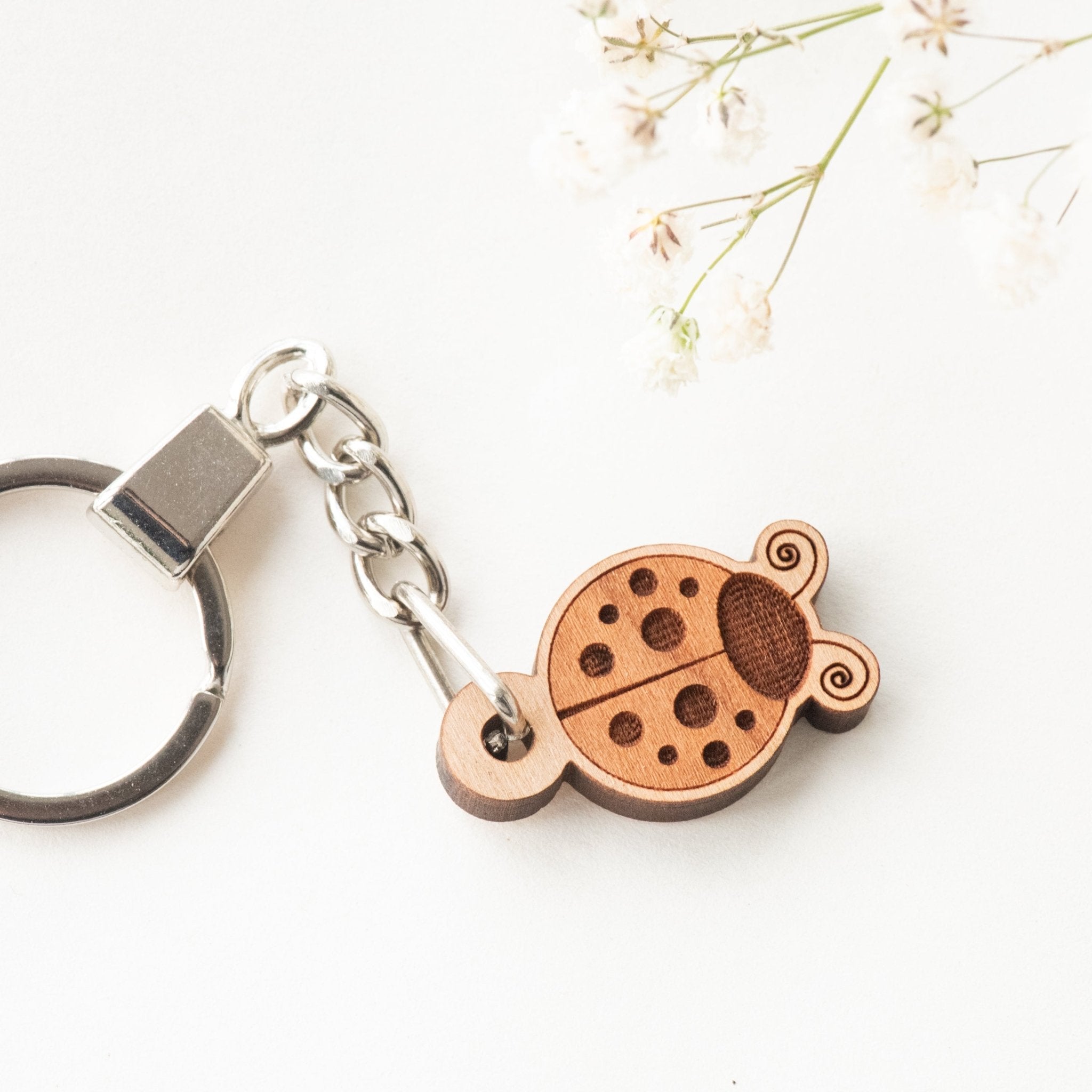 Ladybird Ladybug Cherry Wood Keyring - KO24020 - Robin Valley Official Store