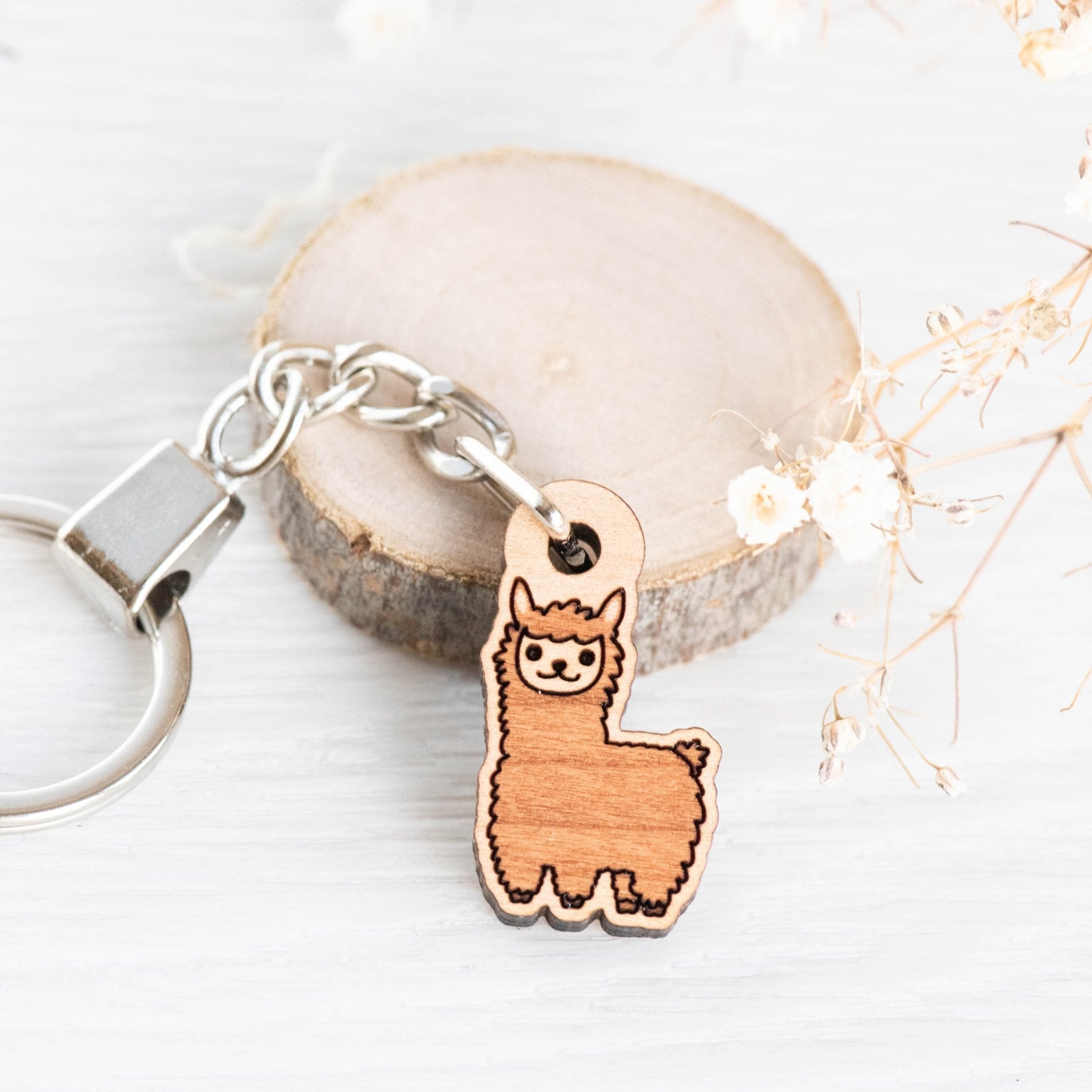 Llama Cherry Wood Keyring KL20051 - Robin Valley Official Store