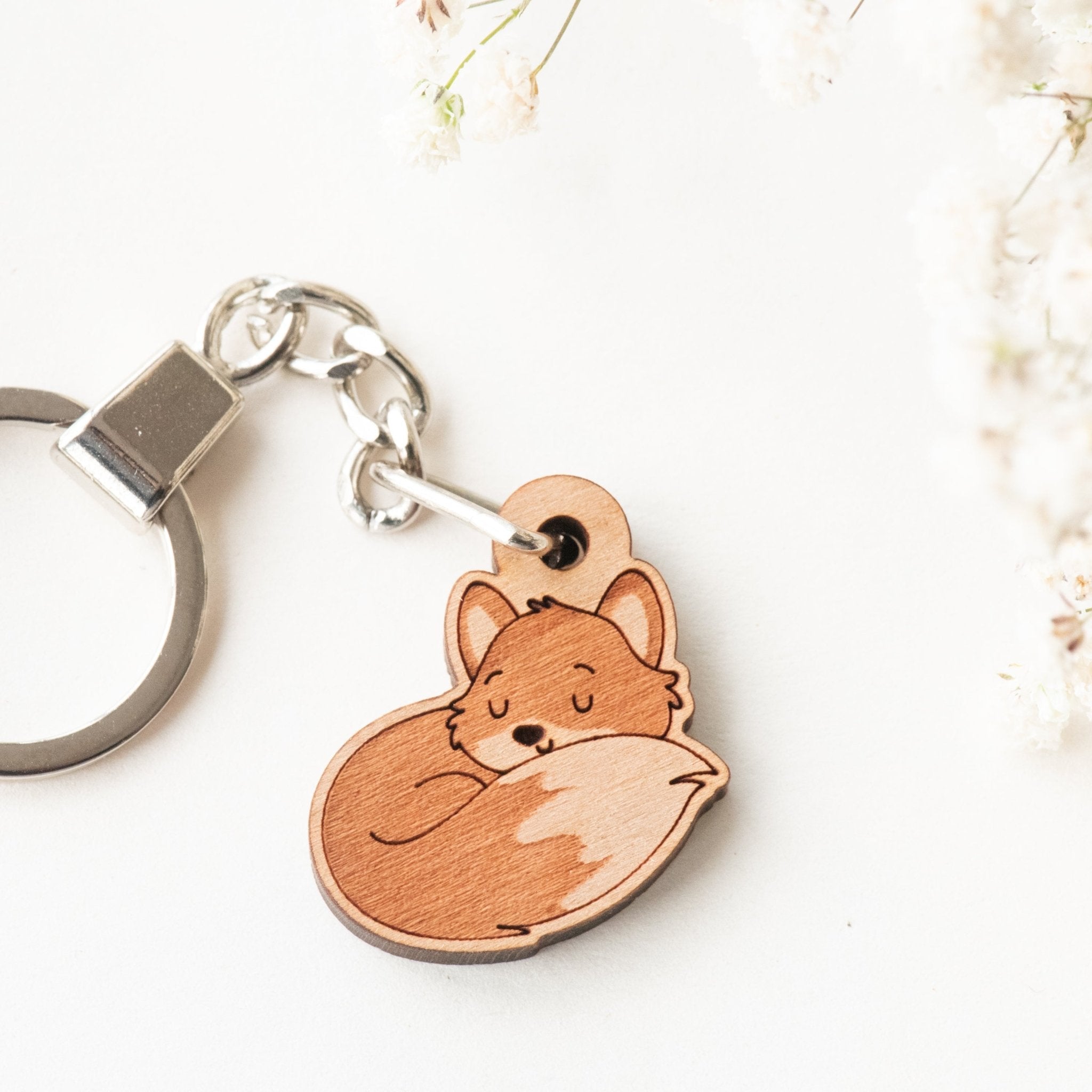 Sleeping Fox Cherry Wood Keyring - KL20012 - Robin Valley Official Store